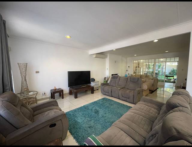 3 BEDROOM TOWNHOUSE FOR SALE IN THREE RIVERS PROPER